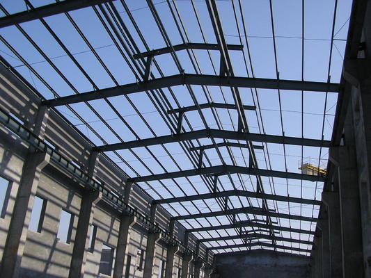 comprar Edificio industrial de acero de diseño personalizado resistente a sismos con estructura de acero y estándar de soldadura AWS D1.1 Fabricación en línea