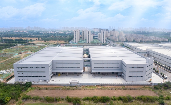 Steel Frame Prefabricated Houses For EPS Glass Wool Rock Wool PU Sandwich Panel