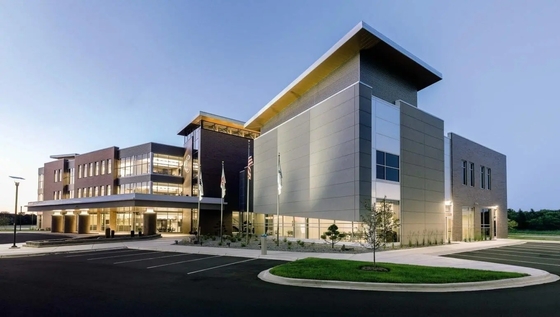 Eco Friendly Industrial Pre Engineered Metal Buildings Steel Structure Weather Resistance