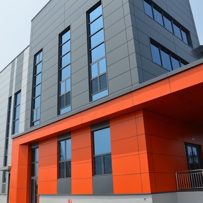 Customized Color Metal Construction Building With Metal Roof Sandwich Panel