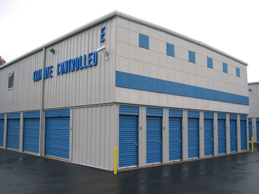 Steel Frame Commercial Prefabricated Multi Storey Building With Bolt Connection Form