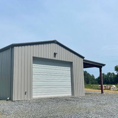Steel Structure Building with 5-28mm Thickness and SA 2.5 Shot Blasting Level Featuring Corrugated Steel Sheet Roof Cladding